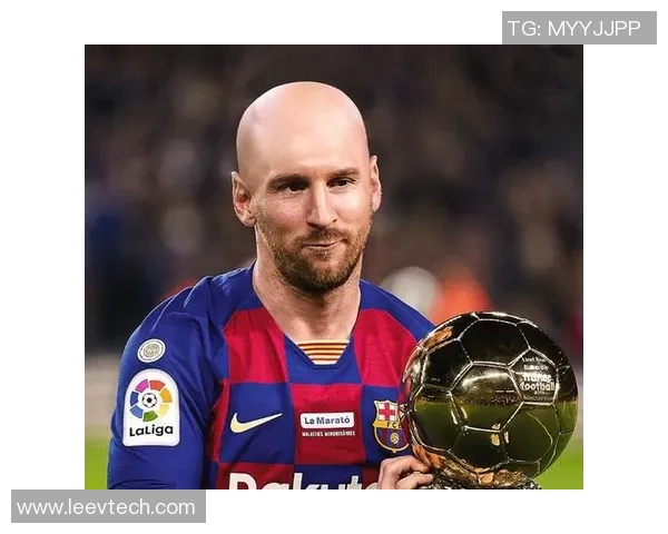 足球界秃顶球星盘点：这些顶级球员如何让光头成为魅力标志